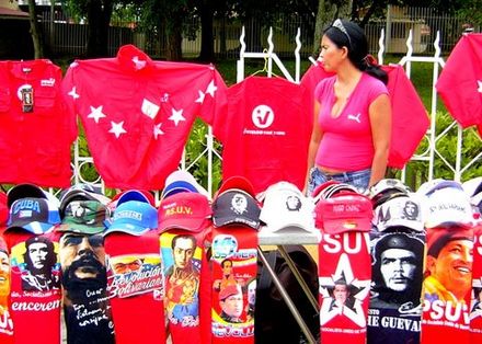Che, Bolivar, Chávez & Friends