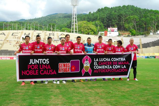 Deportivo Táchira en rose