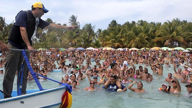 Henrique Capriles à la plage